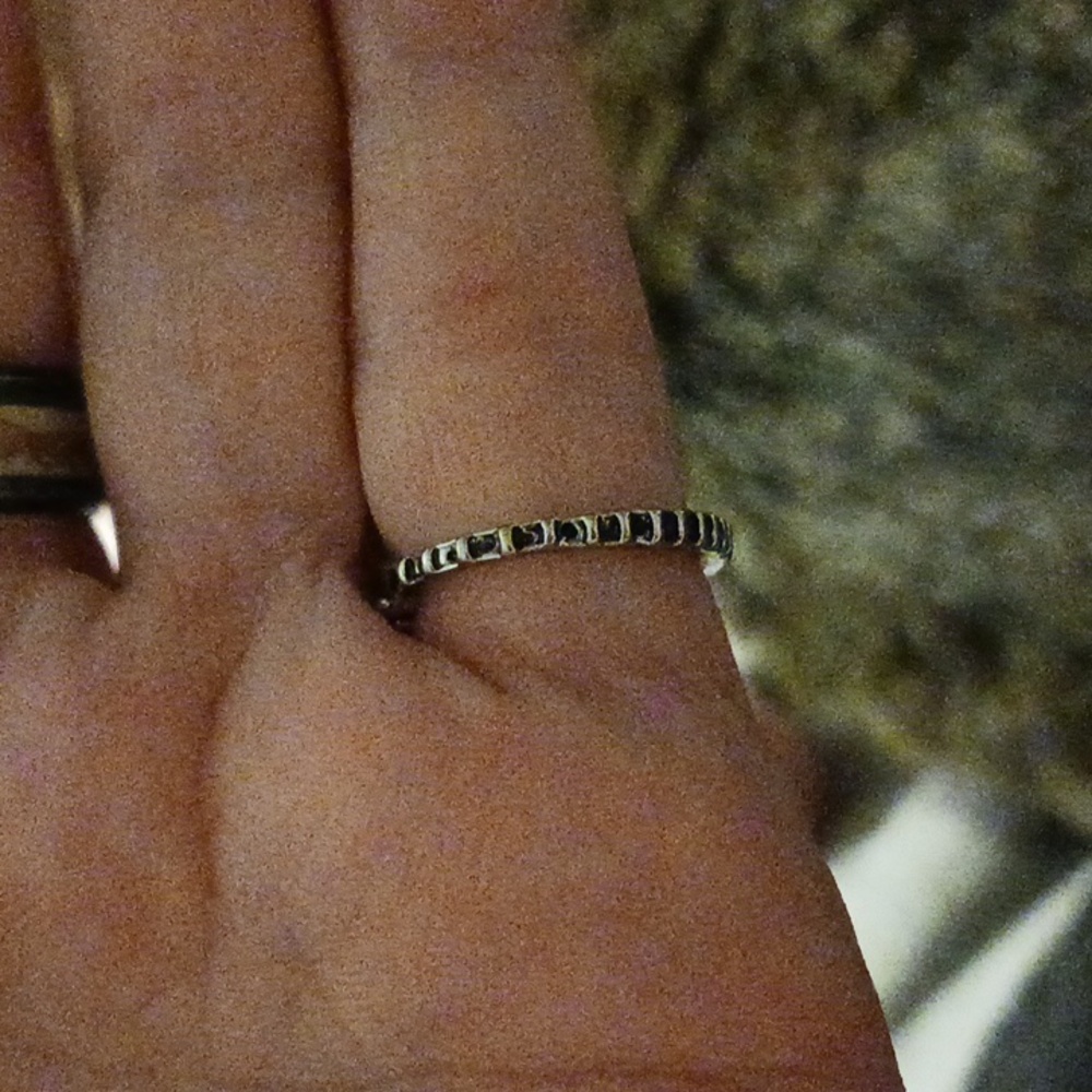 Adjustable GUITAR Wrap Around Ring - Picture 3 of 5